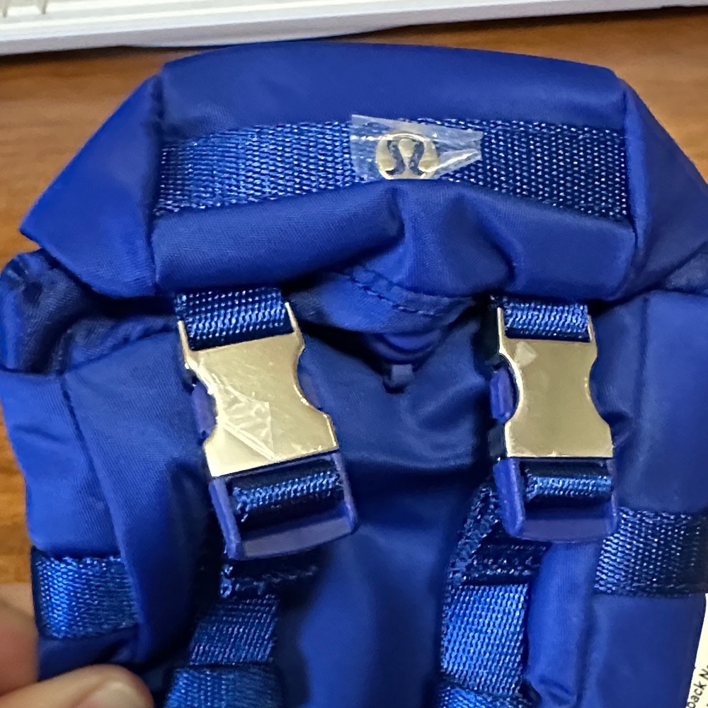 Lululemon Wunderlust Backpack Nano - Royal Blue NWT - Picture 7 of 16